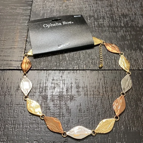 Beautiful Multiple Finishes NWT Ophelia Rie Necklace! - Picture 2 of 3